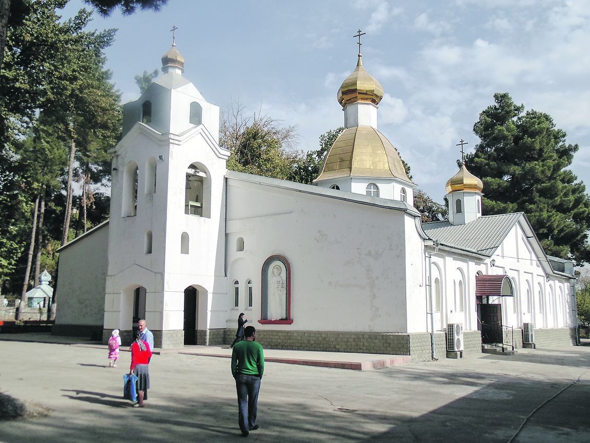 Die russisch-orthodoxe St. Nikolas Kirche in Tadschikistans Hauptstadt Duschanbe.