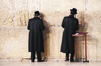 Gebet an der Klagemauer in Jerusalem