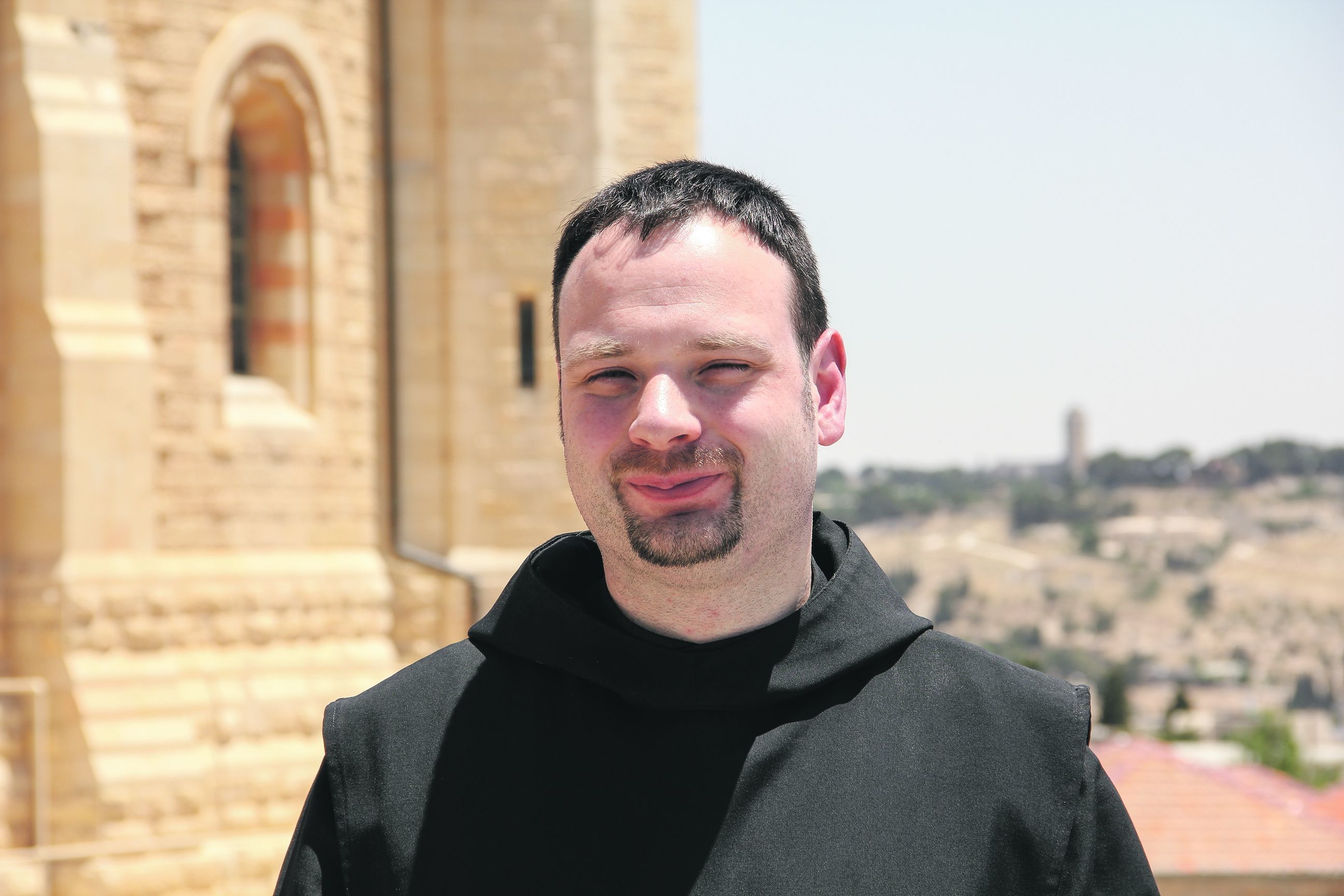 Benediktinermönch Nikodemus in der »Dormitio Abtei« auf dem Zionsberg in Jerusalem; hier fand das letzte Abendmahl statt, hier war das erste Lebenszentrum der Urkirche.