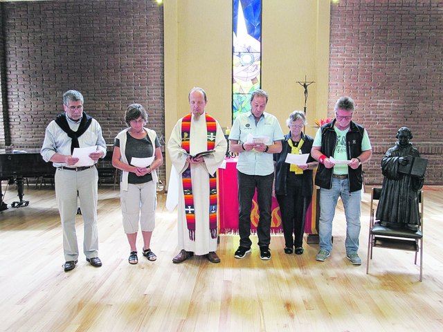... jeden Sonntag lutherischer Gottesdienst – 12.000 km von Wittenberg entfernt, und manchmal mit dem Reformator »persönlich« ... | Foto: Versöhnungsgemeinde Santiago de Chile