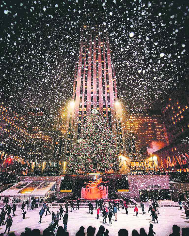Weltberühmt: Der knapp 22 Meter hohe Christbaum am Rockefeller Center in New York