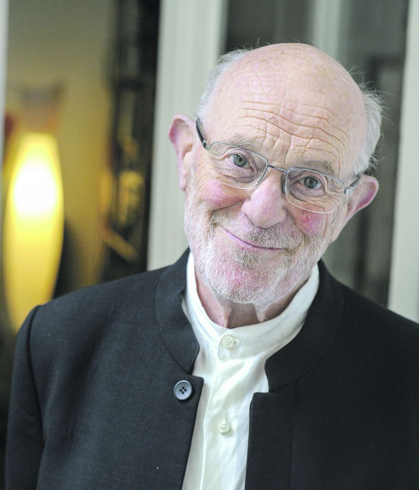 Der in Meiningen geborene Paul Oestreicher war zwölf Jahre lang Leiter des Internationalen Versöhnungszentrums der Kathedrale von Coventry. Sein Konzept einer internationalen Schutzpolizei erschien im vergangenen Jahr.