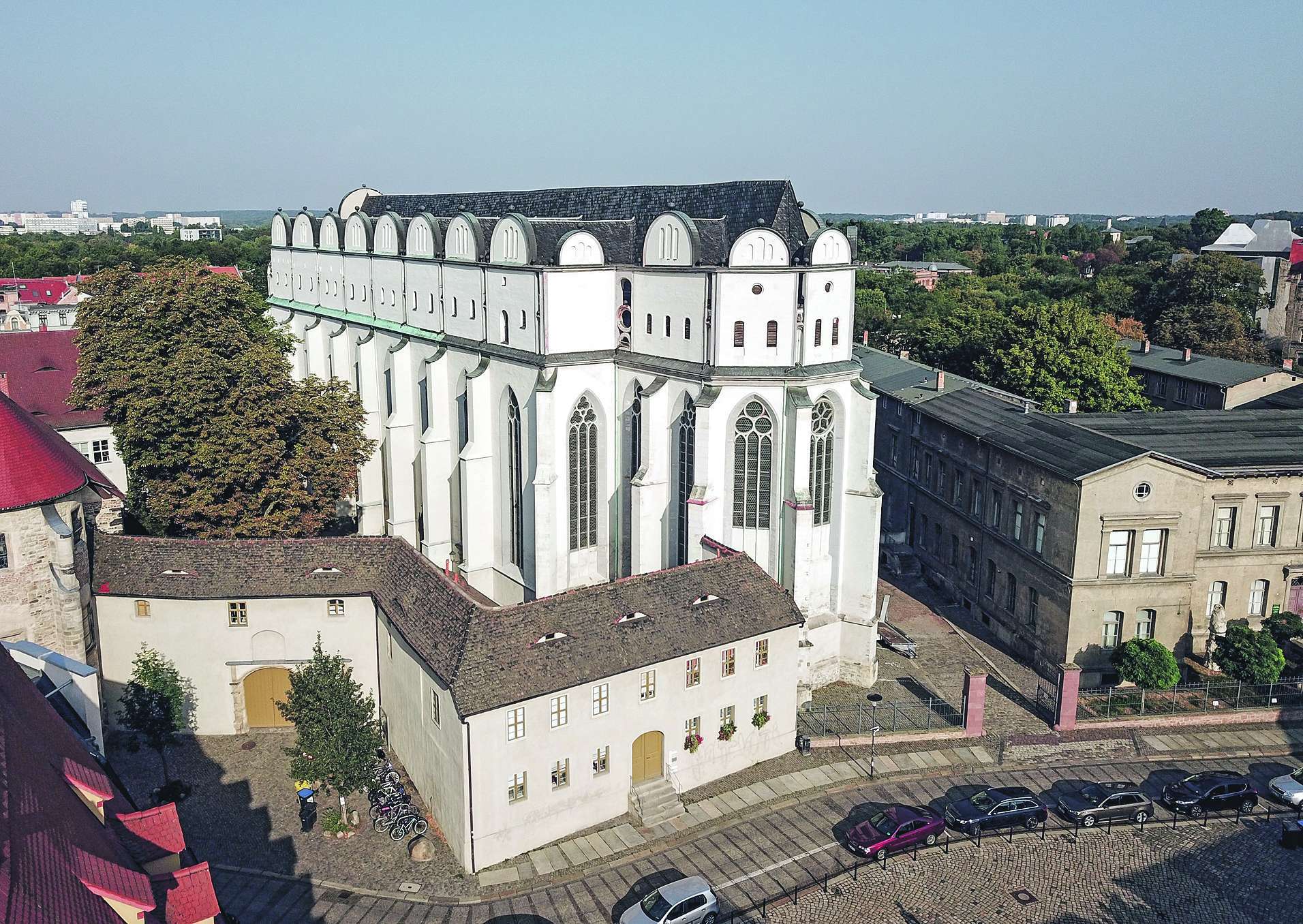 Ohne Termin: Seelsorgegespräche oder Anfragen an das Pfarrbüro werden in der Domgemeinde Halle ganz unbürokratisch jeden Freitag entgegengenommen.