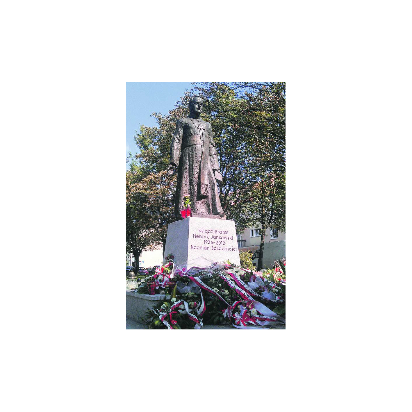 Zweifelhaftes Gedenken: Die Bronzestatue des katholischen Geistlichen Jankowski in Danzig