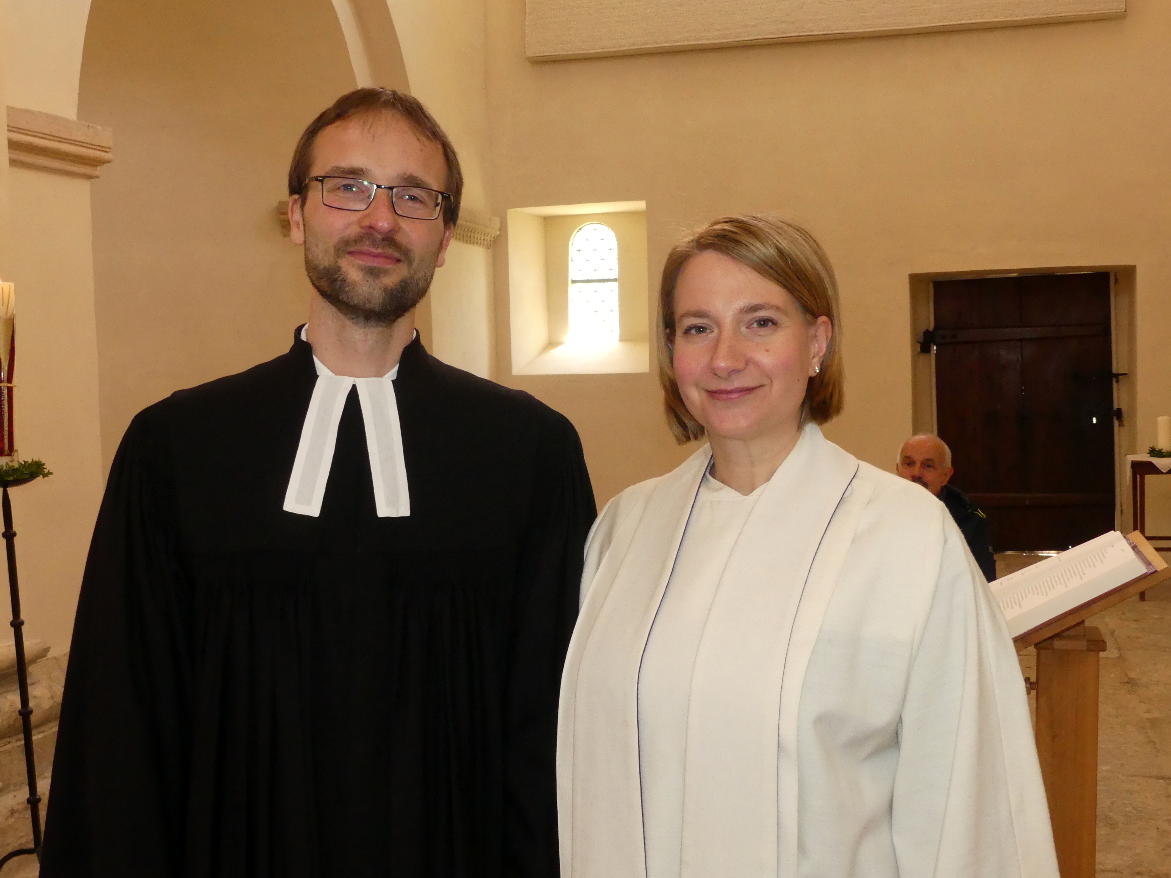 Michael und Annegret Steinke haben sich in der Basilika Münchenlohra mit einem Gottesdienst vorgestellt. Bereits zwei Tage zuvor gestalteten sie einen Gemeindeabend und standen den Kirchenältesten und der Gemeinde Rede und Antwort.