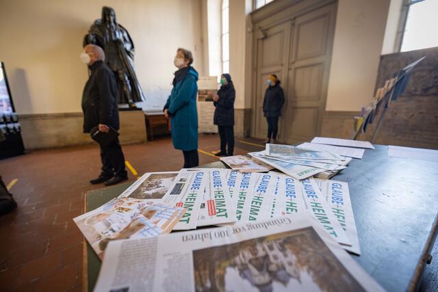 Auch Ihre Kirchen Zeitung war beim Jubiläum dabei. Redaktionell und als Printausgabe. | Foto: Paul-Philipp Braun 