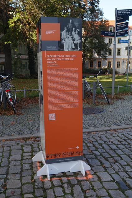 Großherzog Wilhelm Ernst von Sachsen-Weimar-Eisenach
(1876-1923)
Standort: Grüner Markt/Ecke Burgplatz