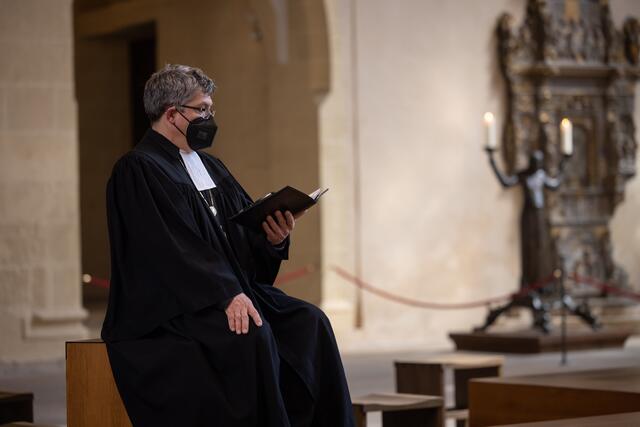 EKM-Landesbischof Friedrich Kramer nahm am Gottesdienst teil. | Foto: Paul-Philipp Braun 