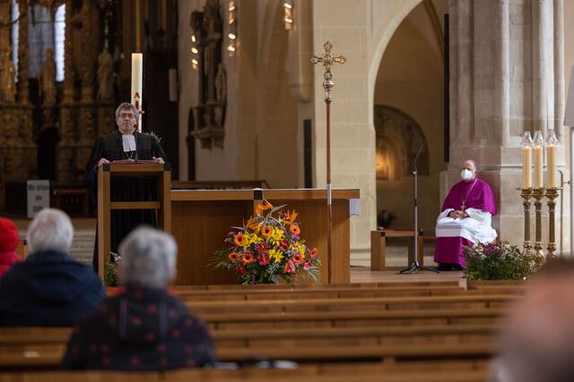 In seiner Predigt sprach Kramer über das Gleichnis vom Weinstock. | Foto: Paul-Philipp Braun 