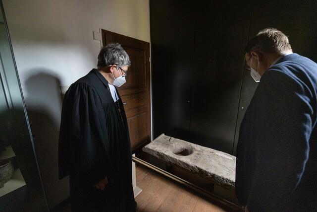 Ein Loch im Balken: Kämpfte Luther hier mit seinen Verdauungsproblemen? | Foto: Paul-Philipp Braun 