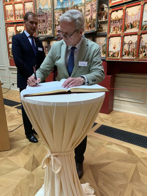 Eintrag ins Goldene Buch der Stadt Gotha, Oskar Prinz von Preußen  | Foto: Willi Wild 