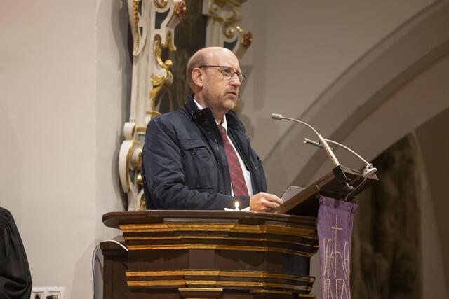 Auch EKM-Präses  Dieter Lomberg hielt ein Grußwort. | Foto: Paul-Philipp Braun 