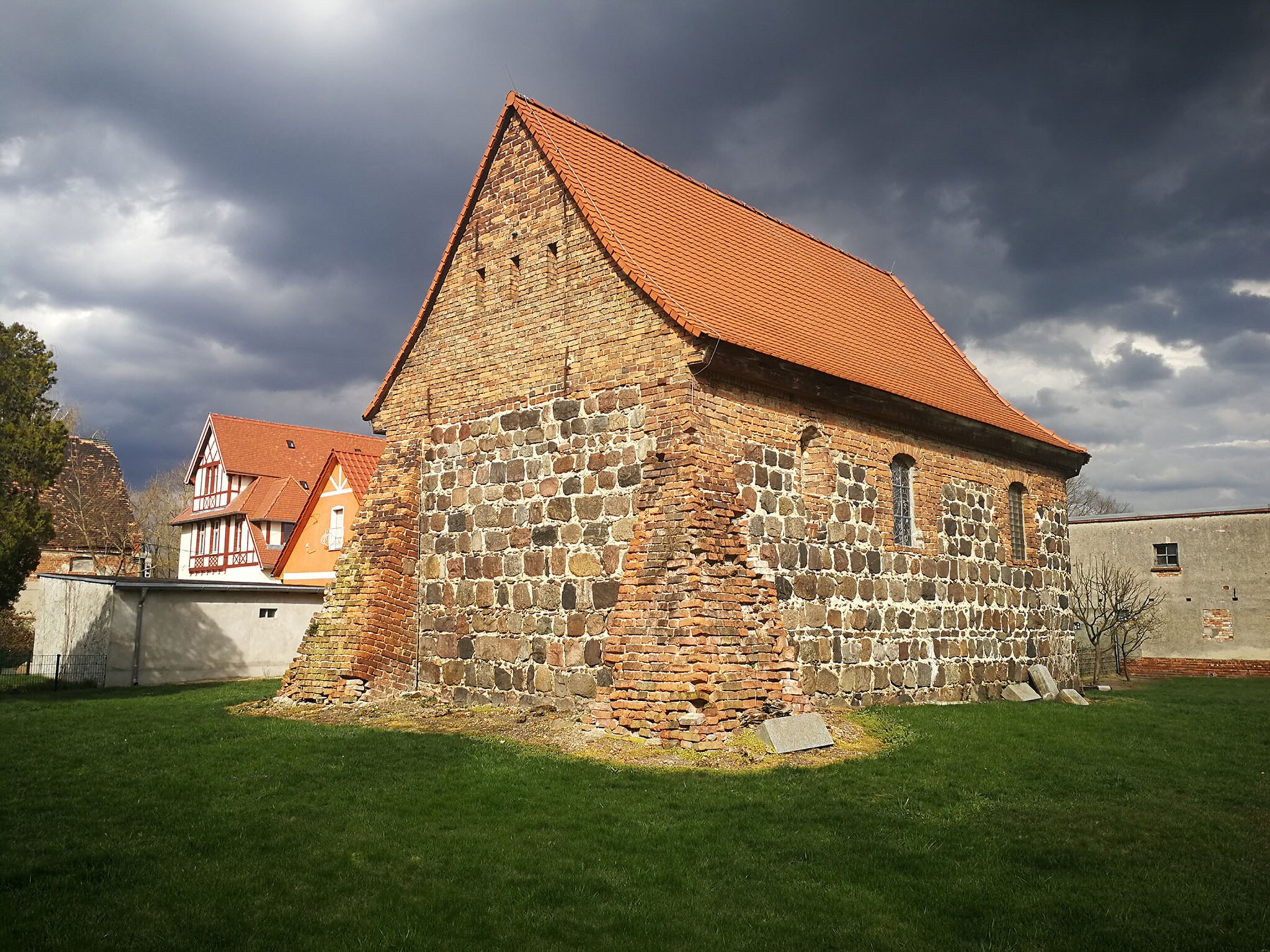 Dorfkirche Kermen bei Zerbst wird saniert Kleine Kirche, große Pläne