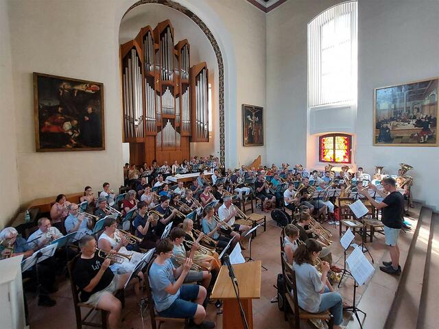 Probe für den Festgottesdienst zum Landesposaunenfest in der Kirche St. Johannis Dessau. | Foto: Johannes Killyen / Landeskirche Anhalts