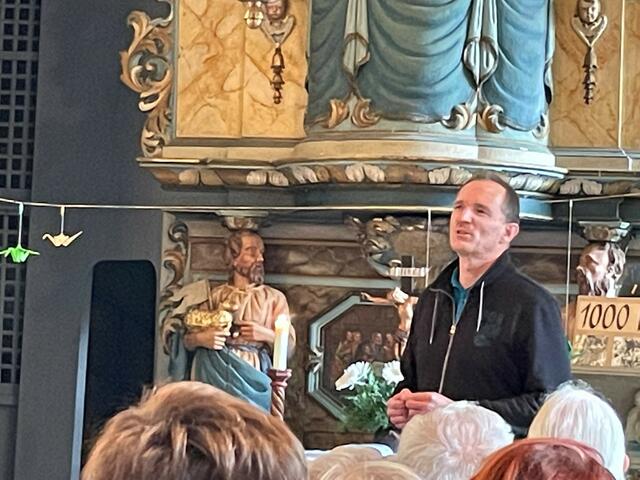 Uwe Karsten ist seit Anfang der 1990er Jahre bei "Gewaltlos leben" dabei. Für ihn sind die fünf jährlichen Rüstzeiten in Reinsfeld feste Termine im Kalender. | Foto: Sabine Bujack