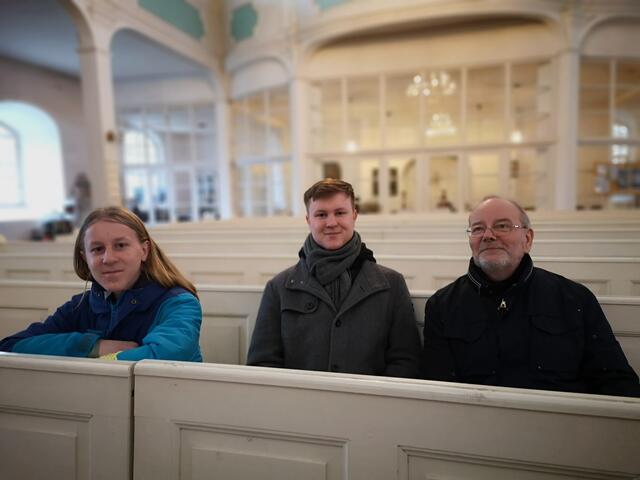 Erwin und Gustav Peetz mit Kantor Matthias Koch | Foto: Beatrix Heinrichs