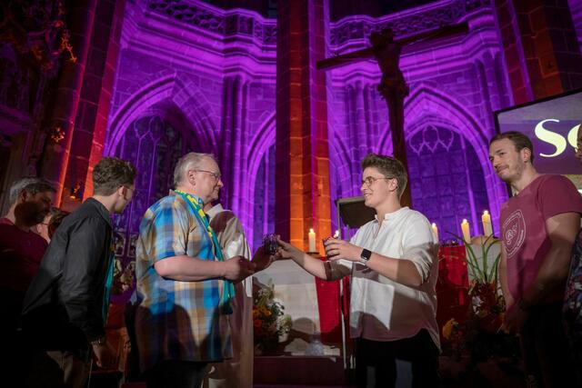 Musikgottesdienst "Mysterion" mit Electro-Chill-Music und Abendmahl  | Foto: epd-bild / Tim Wegner