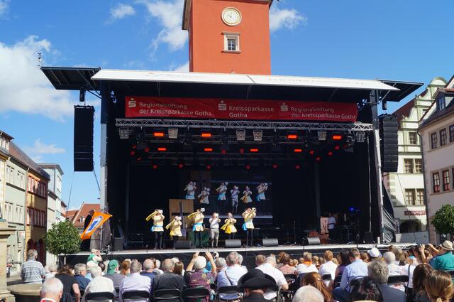 Pünktlich um 10 Uhr begann mit den Bläsern der Festgottesdienst auf dem Gothaer Hauptmarkt.
