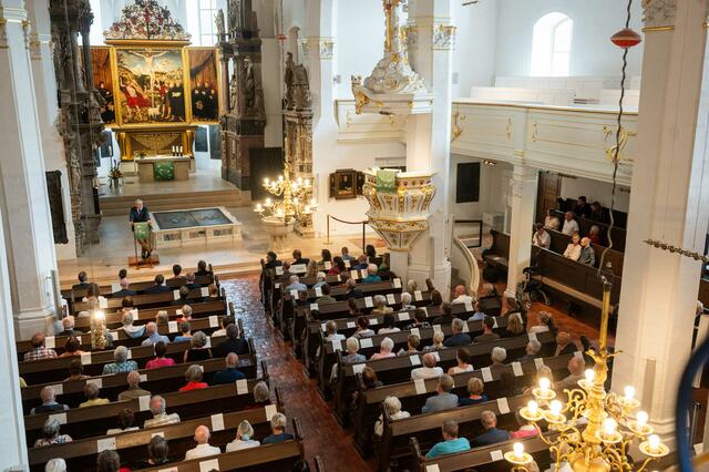 Zahlreiche Gäste folgten der Einladung zum Herdergeburtstag mit anschließendem Empfang von Kirche und Diakonie. | Foto: Maik Schuck