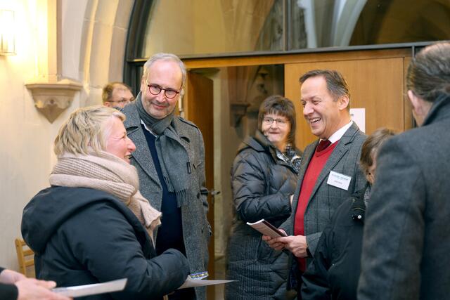 Doreen Jonas vom MDR, MZ-Chefredakteur Marc Rath, Ramona Schurig und Willi Wild