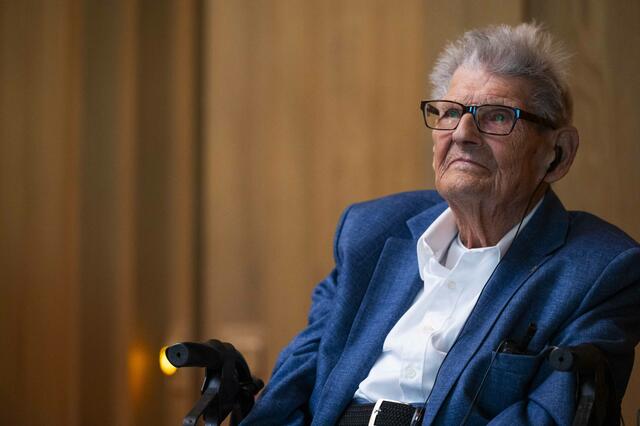 Joachim Kersten wurde im letzten Herbst so alt wie Glaube und Heimat - 100 Jahre. Er war einst Leiter der Druckerei, in der G+H seit dem 1. Januar 1957, seit 67 Jahren, Kunde ist. Die Druckerei hieß damals "Thüringer Tageblatt", Abt. Druckerei, wurde 1975 Druckform (VOB), Weimar, ab 1990 Union Druckerei Weimar GmbH und seit 2010 Schenkelberg Druck Weimar GmbH.  | Foto: Maik Schuck