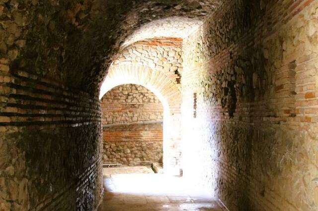 Durres - Amphitheater | Foto: Heinrich Ripke