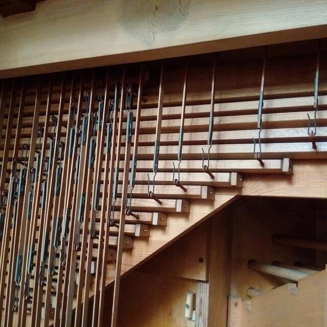 Das Wellenbrett lenkt die Signale um.