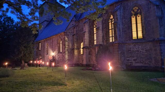 St. Bonifatius bei Nacht