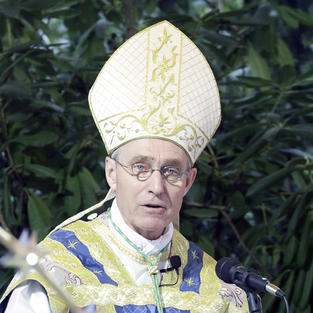 Erzbischof Georg Gänswein | Foto: epd-bild/Annette Zoepf