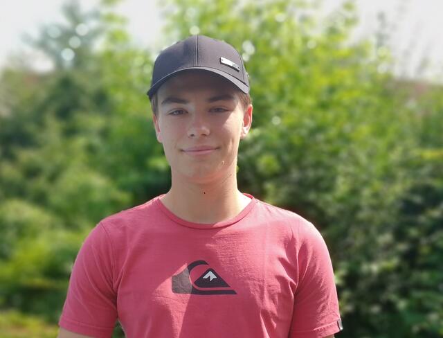 Silas Weitsch: Der Jenaer Schüler möchte mit seinem Film das Thema Depression aus der Tabuzone holen. Mit einem 12-köpfigen Filmteam arbeitet er an der Umsetzung. Als Selbstzweck sei das Projekt nicht gedacht: Der Film könnte auch zu Unterrichtszwecken gezeigt werden, hofft der 17-Jährige. | Foto: Beatrix Heinrichs