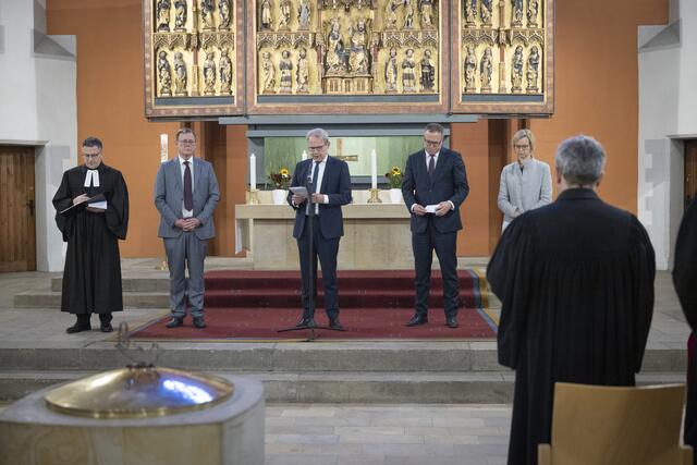 Fürbitt-Gebet beim Gottesdienst der Beauftragten in der Thomaskirche. | Foto: Paul-Philipp Braun 