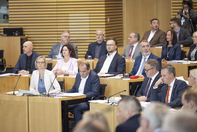 Die neuze Fraktion des Bündnis Sarah Wagenknecht (BSW) | Foto: Paul-Philipp Braun 