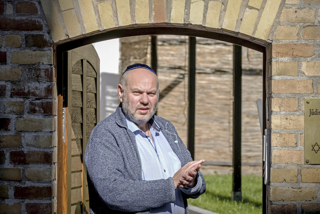 Max Privorozki, Vorsitzender der Jüdischen Gemeinde, Halle | Foto: epd-bild/Jens Schulze