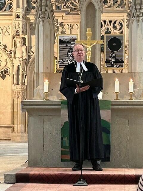 Gehalten wird die Andacht von den Regionalbischöfinnen und Regionalbischöfen der EKM, unter ihnen Johann Schneider (Foto), sowie der Reformierten Senior. | Foto: Willi Wild