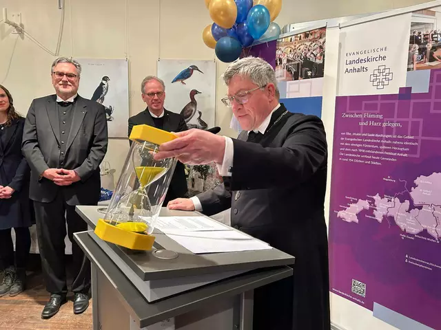 Grußworte II: Friedrich Kramer, Landesbischof der Evangelischen Kirche in Mitteldeutschland | Foto: Willi Wild