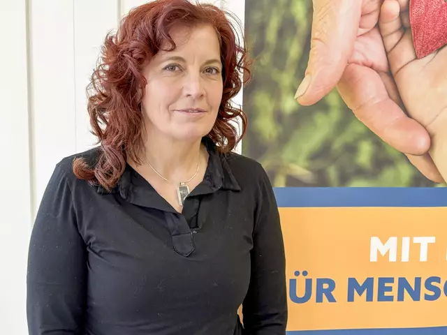 Diana Blaszcyk-Wand  verantwortet den Bereich Geistliches Leben.  | Foto: Uwe Kraus