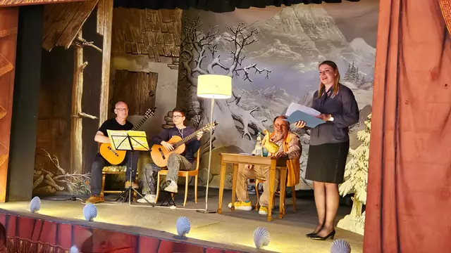 Beginn der Eröffnungsveranstaltung im Schlossmuseum Sondershausen durch die Direktorin - Dr. Carolin Schäfer. | Foto: Regina Englert