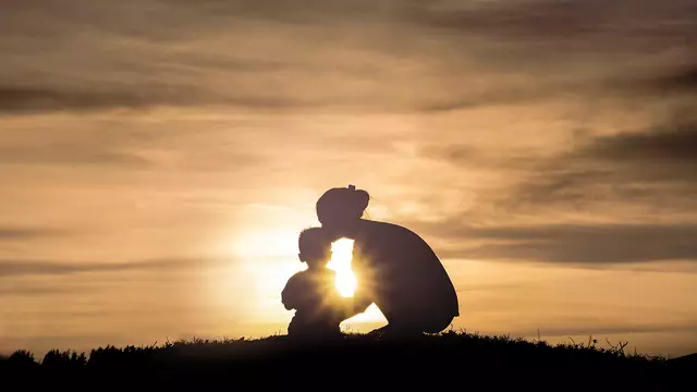Nichts und niemand kann uns scheiden von der Liebe Gottes, sagt Paulus. Diese Nähe ist wesentlich für das Glaubensleben. | Foto: sutadimages– stock.adobe.com