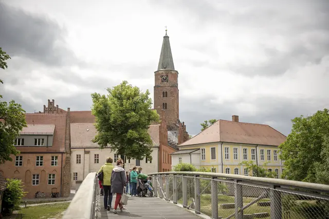 St. Peter und Paul in Brandenburg ist mit seiner über 850-jährigen Geschichte ein Juwel der nordeuropäischen Backsteingotik.   | Foto: epd-bild/Gordon Welters