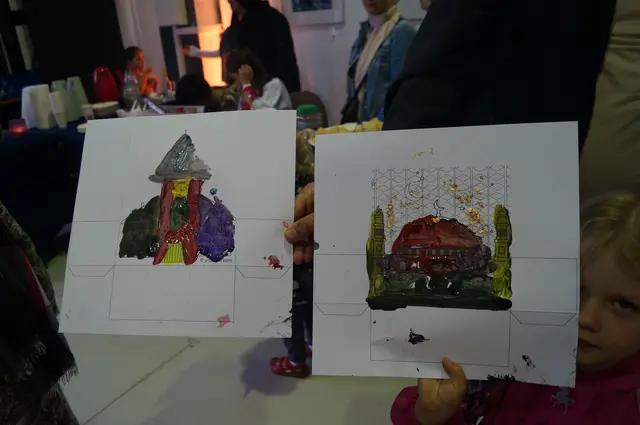 Super gemacht! Ob Kirche, Moschee oder Synagoge, hier konnten Kinder alle Gotteshäuser basteln.