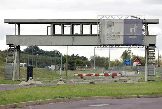 Gedenkstätte am ehemaligen Grenzuüergang Marienborn an der A2 zwischen Helmstedt und Magdeburg: Kaum jemand glaubte im Herbst 1989 an ein nahes Ende der DDR. Doch dann fiel die Mauer. | Foto: epd-bild/Susanne Hübner
