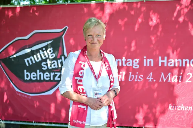 Kirsten Fehrs beim Kirchentag in Hannover  | Foto: epd-bild/Thomas Lohnes