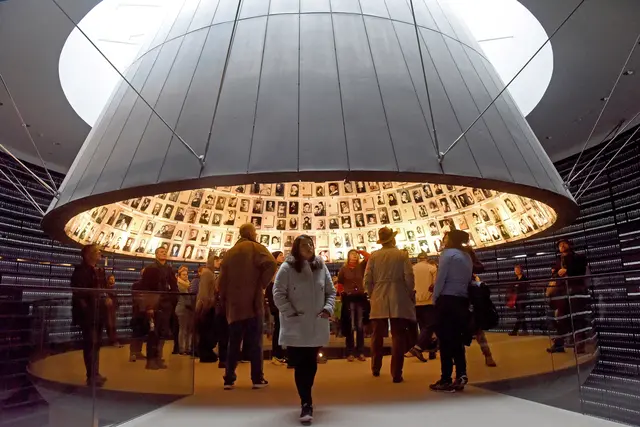 "Halle der Namen" in der Gedenkstaette Yad Vashem  | Foto: epd-bild/Debbie Hill