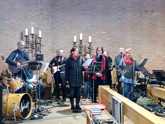 Ensemble Klangvoll aus Haldensleben bei der Präsentation der Songs 2025, am vergangenen 1. Advent in Magdeburg | Foto: M. Gratzke