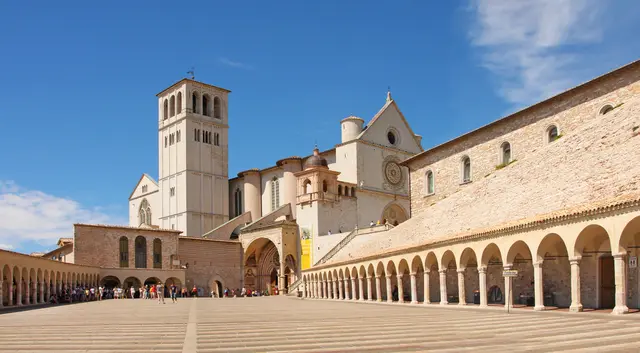 Basilika San Francesco in Assisi | Foto: shutterstock_70867510