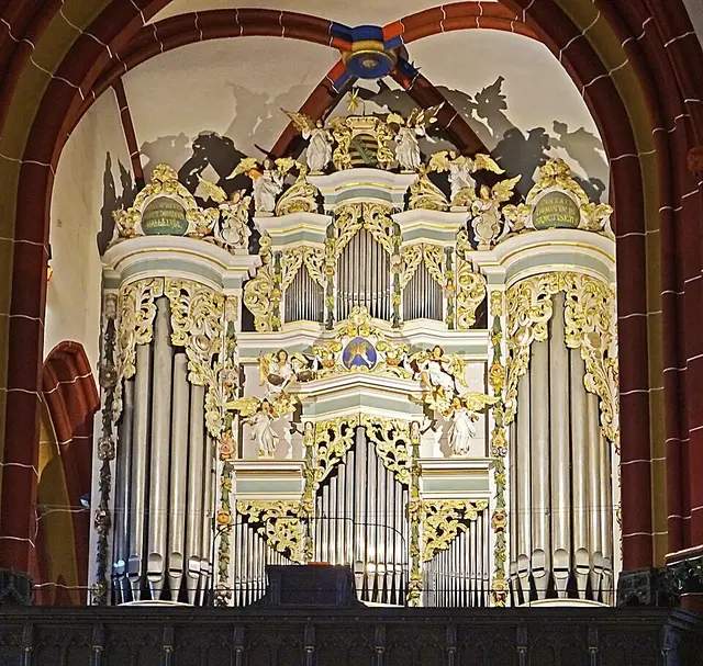 Sauer-Orgel von 1894 | Foto: ErwinMeier, CC BY-SA 4.0, https://commons.wikimedia.org/w/index.php?curid=81656564