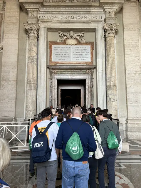 Die Heilige Pforte am Petersdom  | Foto: Willi Wild 