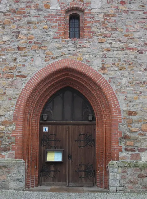 Portal | Foto: Jwaller, CC BY-SA 3.0, https://commons.wikimedia.org/w/index.php?curid=28878667