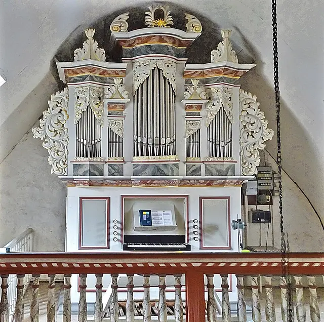 Orgel aus dem Jahr 1742 | Foto: ErwinMeier, CC BY-SA 4.0, https://commons.wikimedia.org/w/index.php?curid=82035852