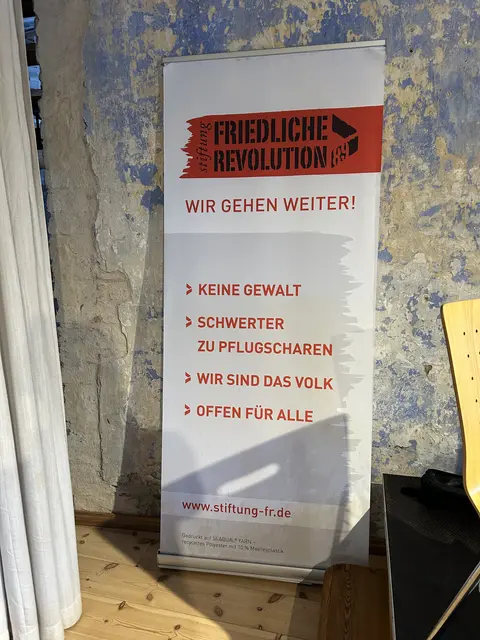 Die Stiftung Friedliche Revolution hat zu dem Treffen eingeladen  | Foto: Willi Wild 